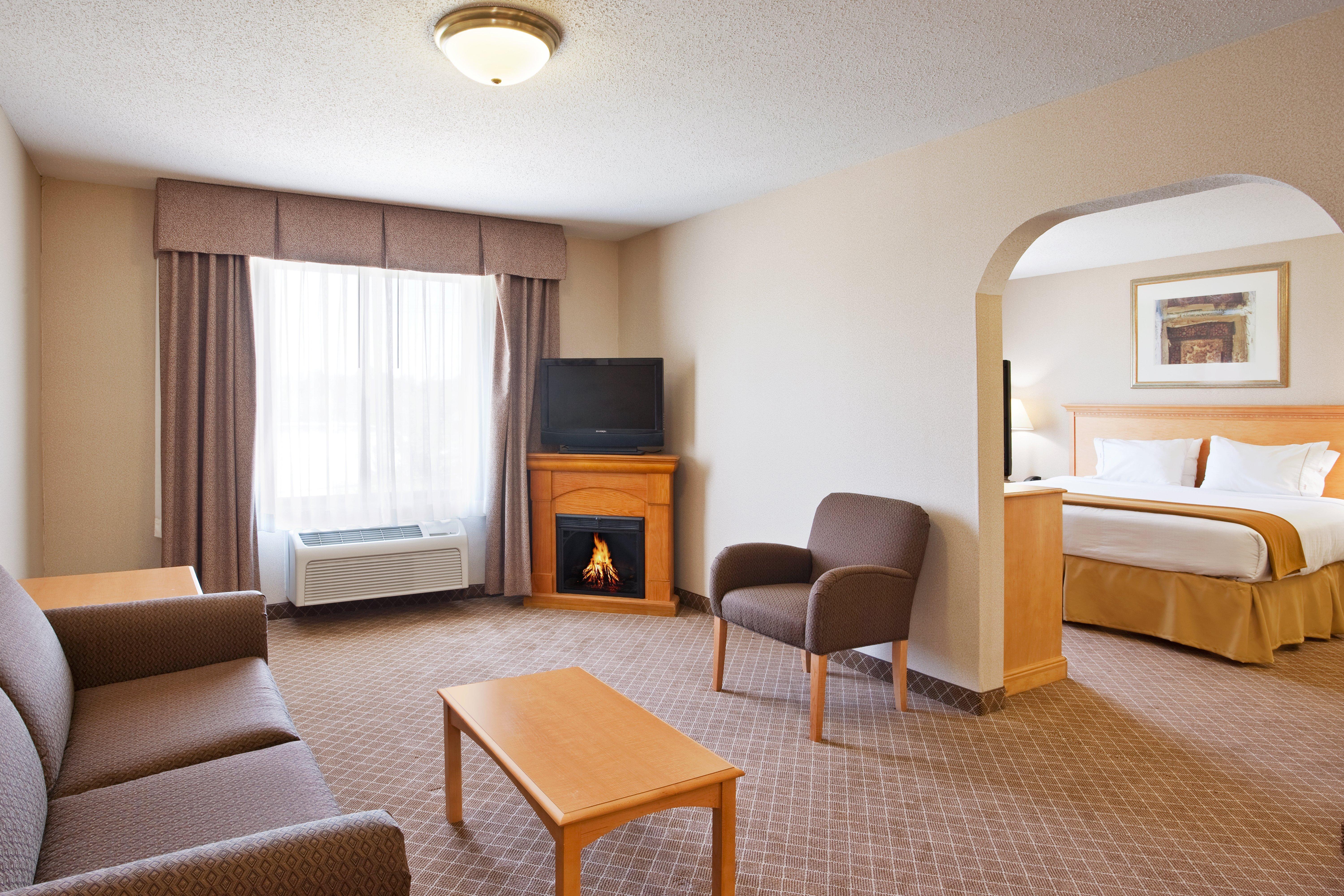 Holiday Inn Express Hotel & Suites Chesterfield - Selfridge Area By Ihg Exteriör bild